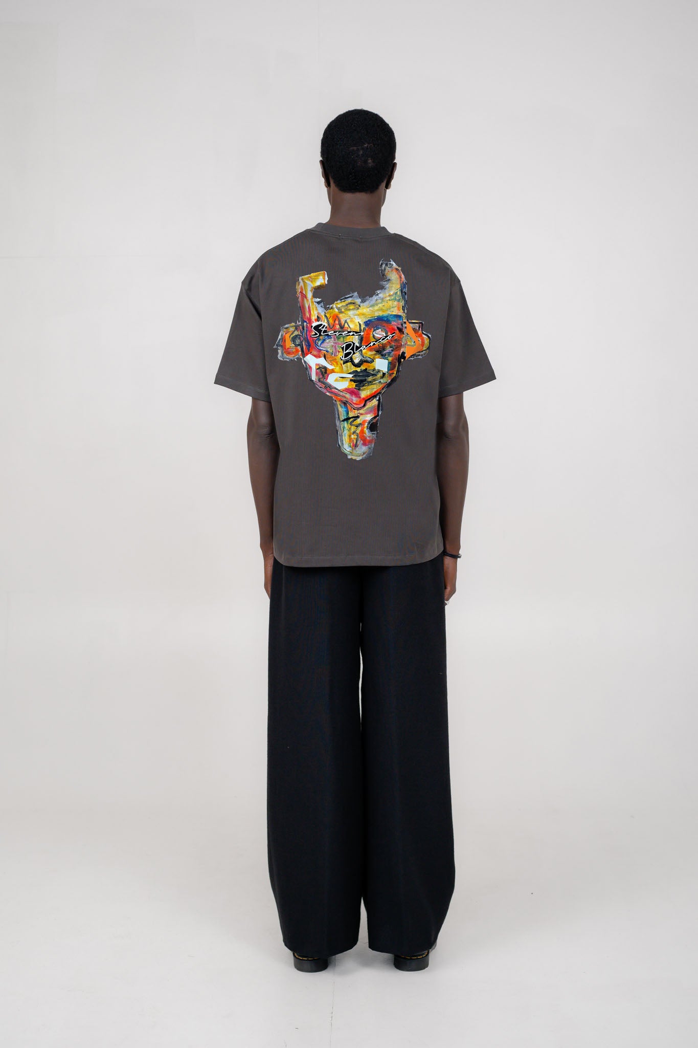 The Sketch T-Shirt Charcoal Grey