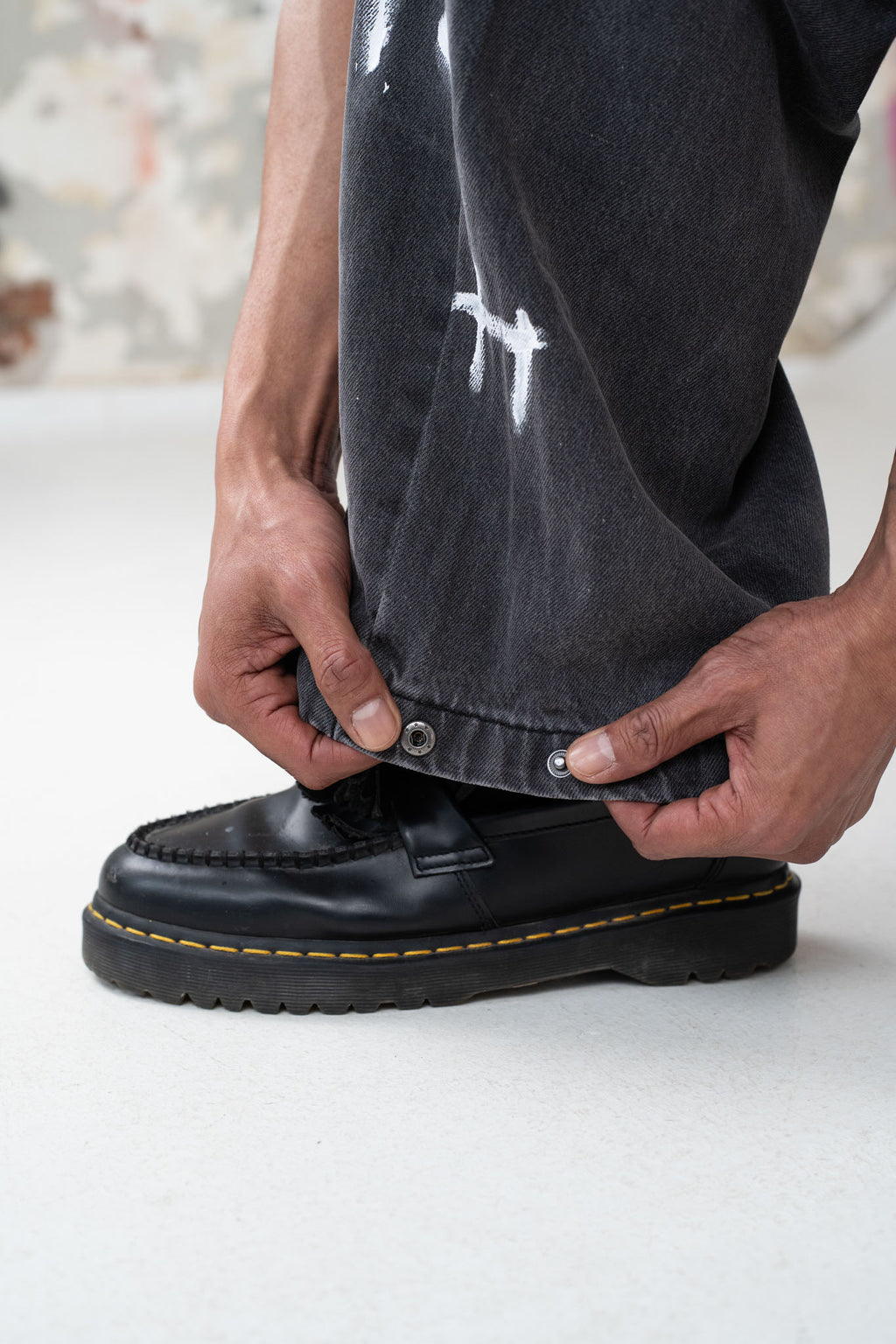 The Brushstroke Denim Jeans Dark Grey